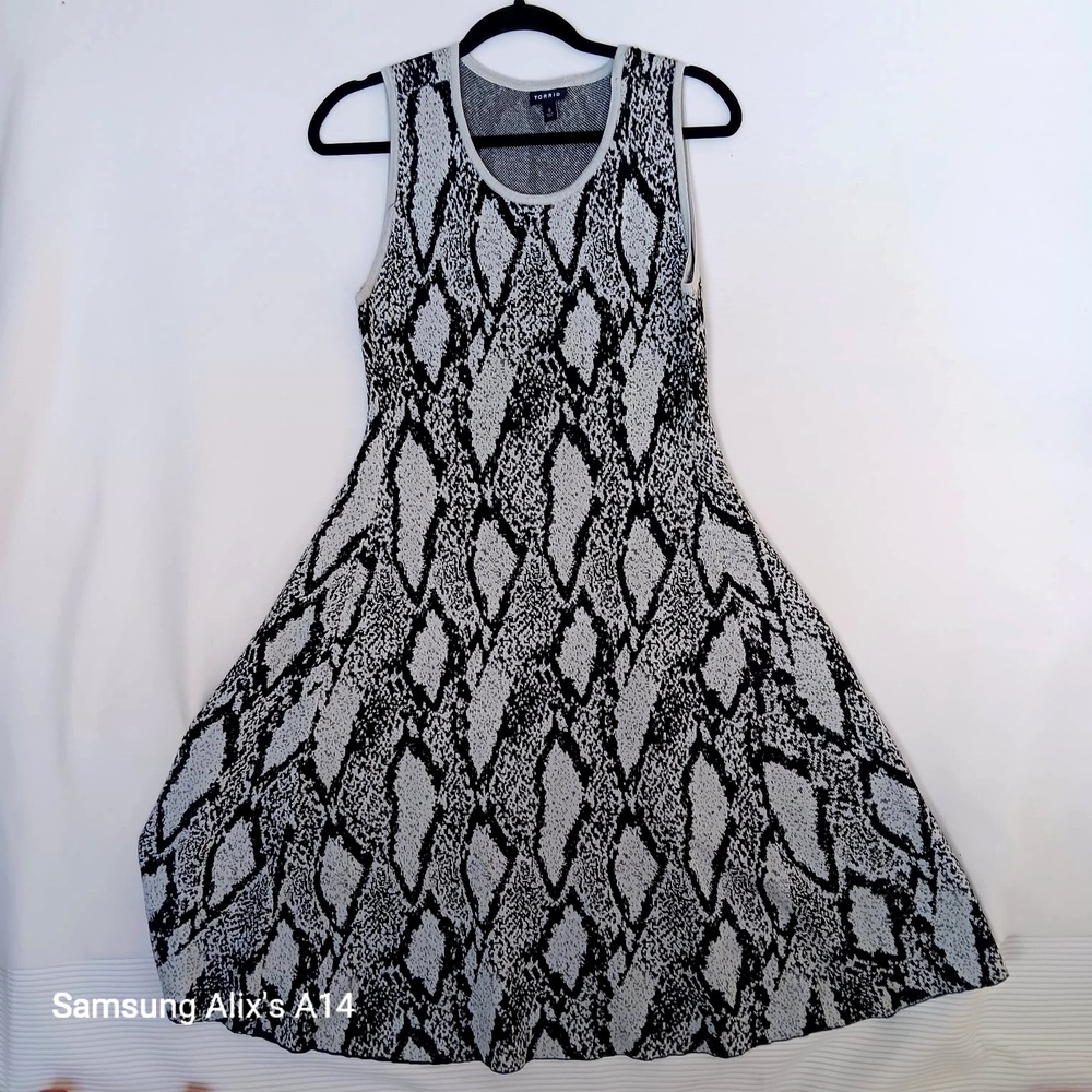 Torrid Women Dress 0 Black Snakeskin Print Sweater Knit Trapeze Mini Sleeveless